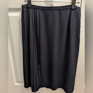 Ladies Skirt with Side Pleats